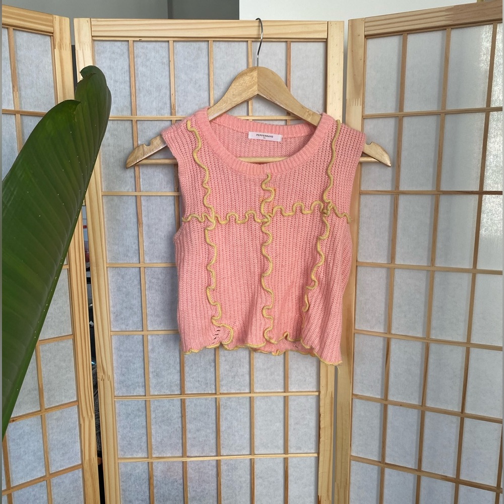 PepperMayo • pink & yellow Sleeveless Sweater Top • Size Medium